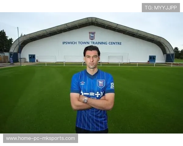 赫尔城格里夫斯卡位判断成熟